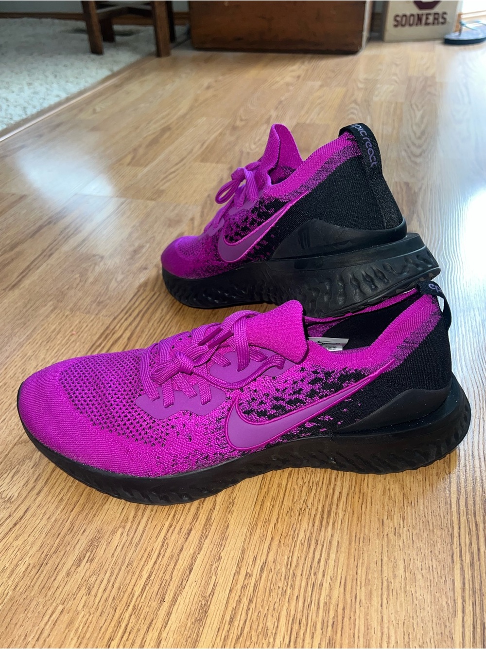 Nike Tennis Shoes